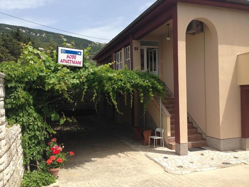 Summer Rooms Baska Екстер'єр фото