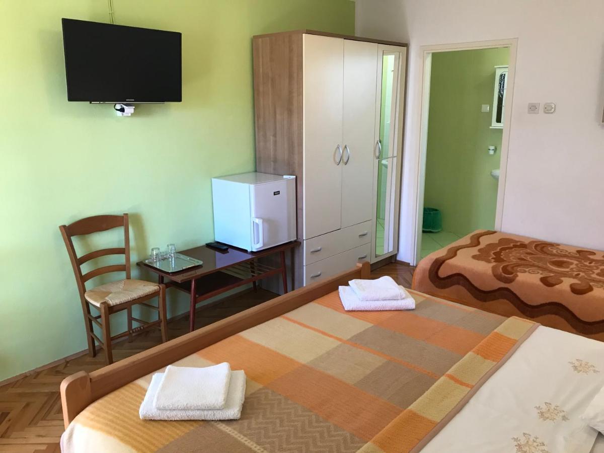 Summer Rooms Baska Екстер'єр фото